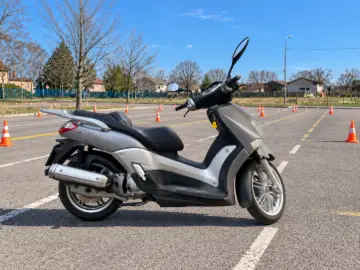 Yamaha X-City 125, fotografija 1